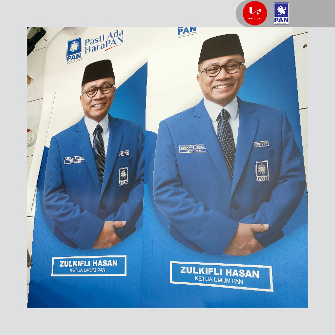 Media Roll Up Banner